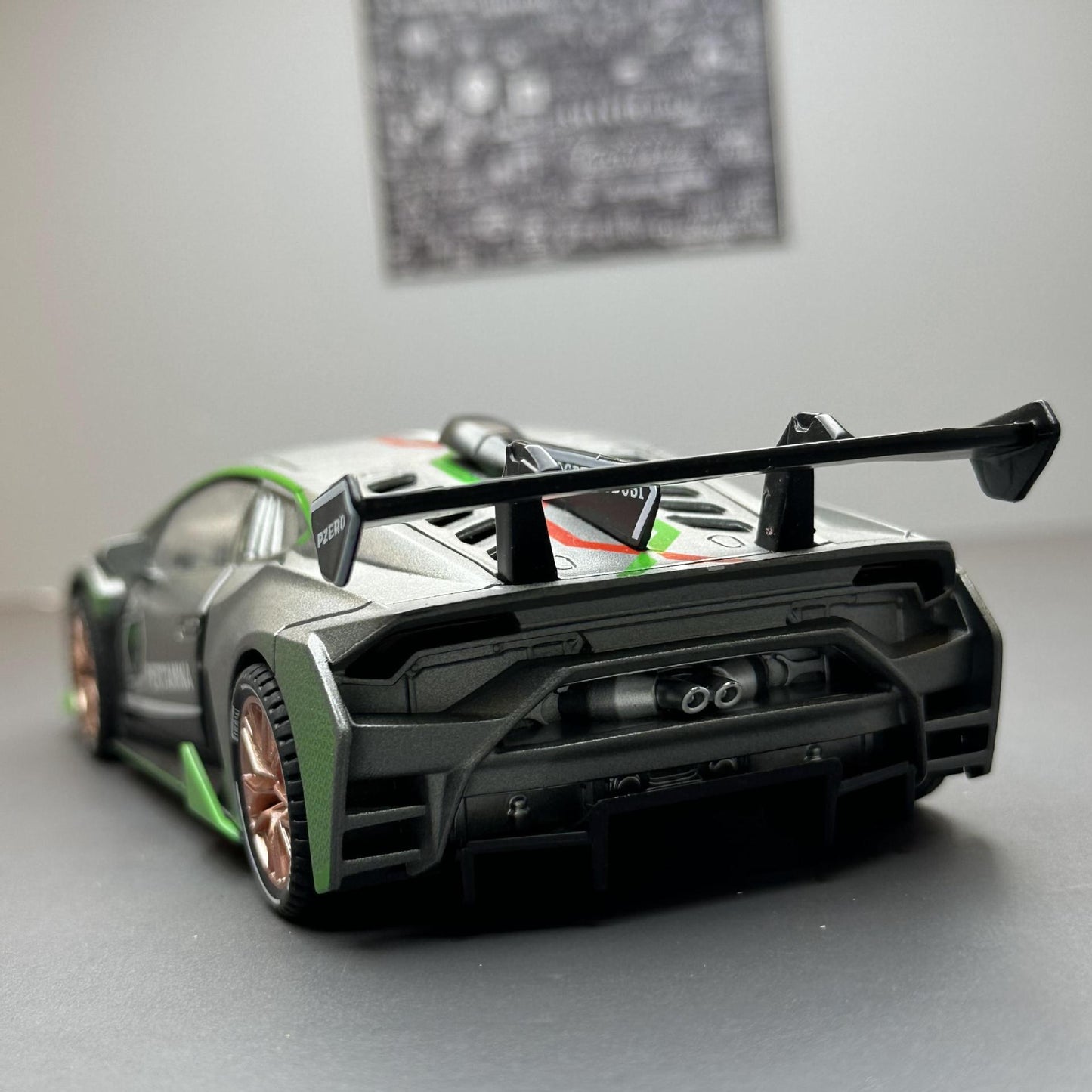 合金車模1比32 Rambo EVO小牛發聲回力燈光玩具跑車音樂模型擺件