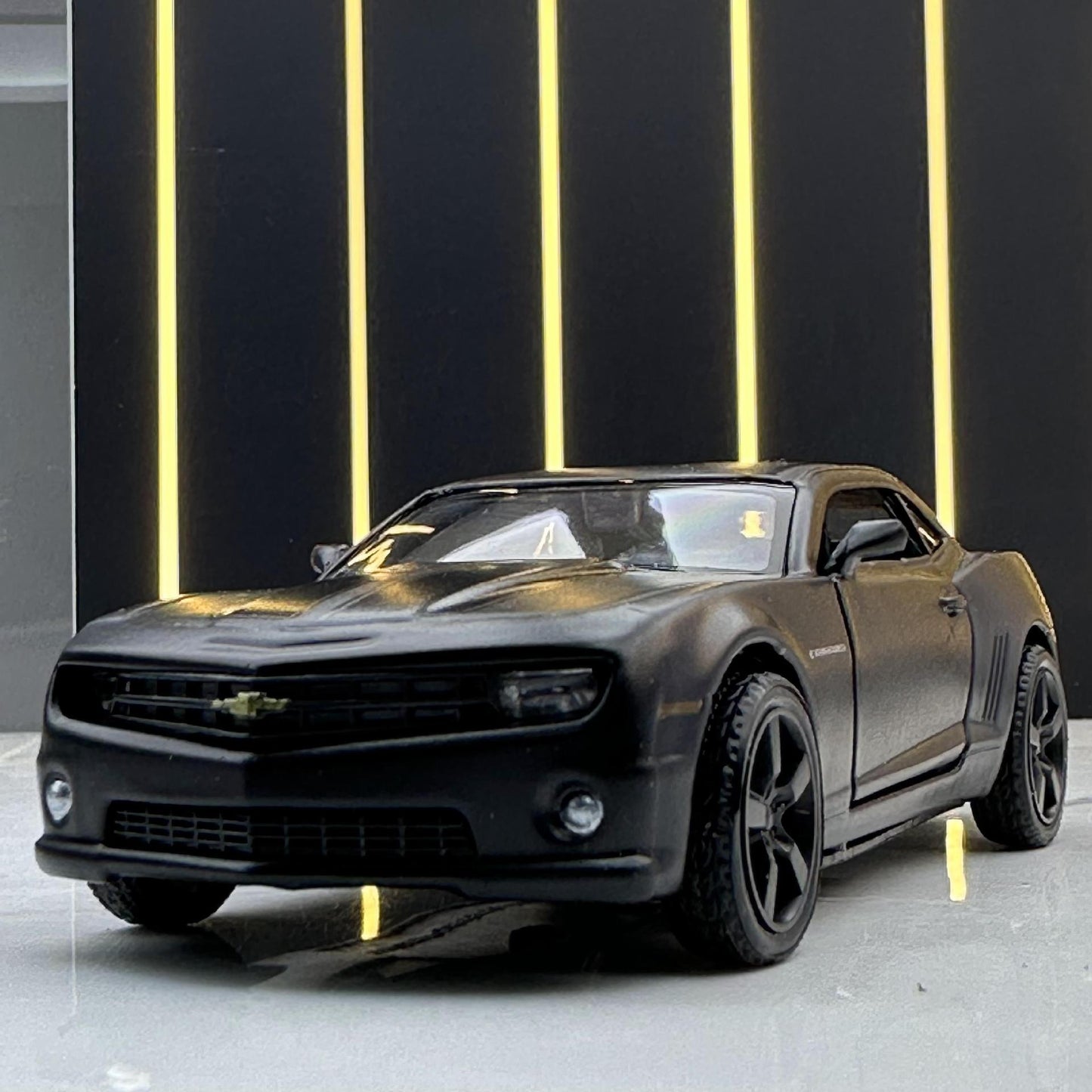 合金車模1:36 Chevrolet Camaro McLaren Bentley玩具跑車回力模型擺件