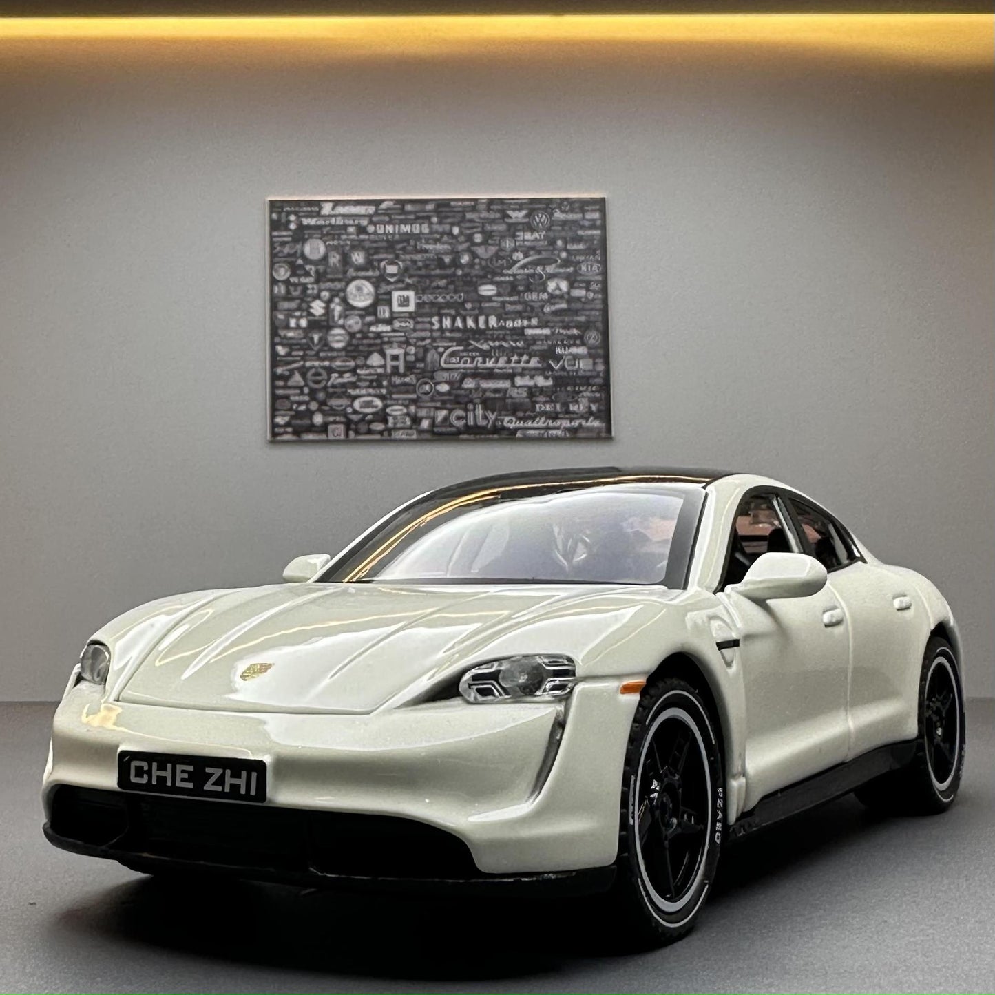 合金車模1:32 Porsche 保時捷Taycan電車回力聲光玩具汽車模音樂型擺件