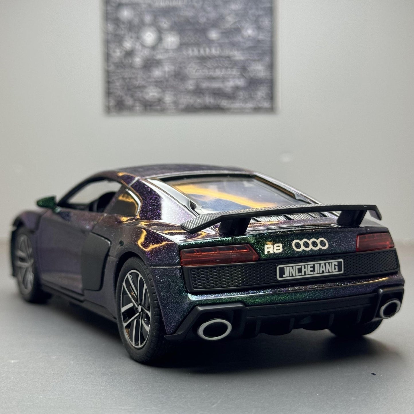 合金車模1:32 Audi R8跑車帶聲光回力玩具車音效模型擺件代發
