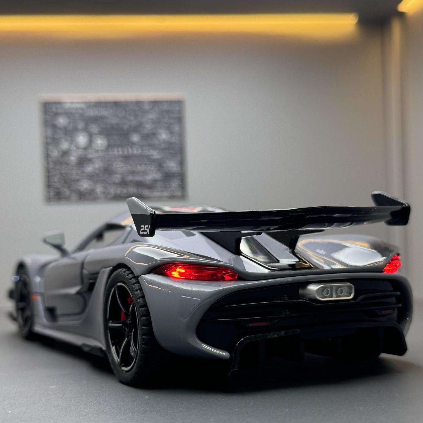 合金車模1:22 Koenigsegg JESCO跑車 聲光回力玩具車音效模型擺件