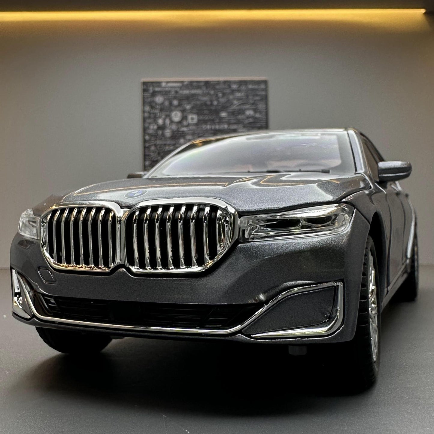 合金車模1比24 BMW 760Li帶聲光回力玩具汽車音樂模型擺件收藏