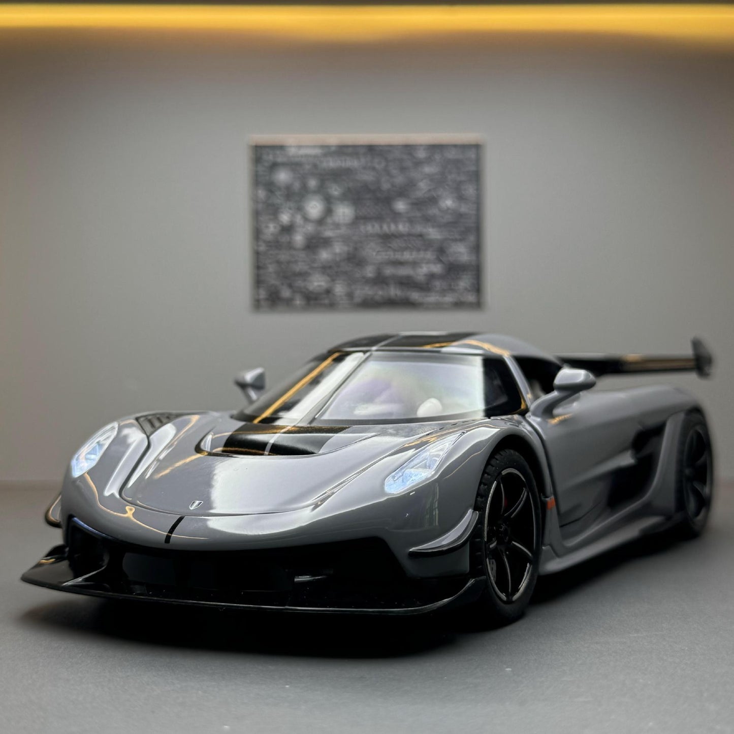 合金車模1:22 Koenigsegg JESCO跑車 聲光回力玩具車音效模型擺件