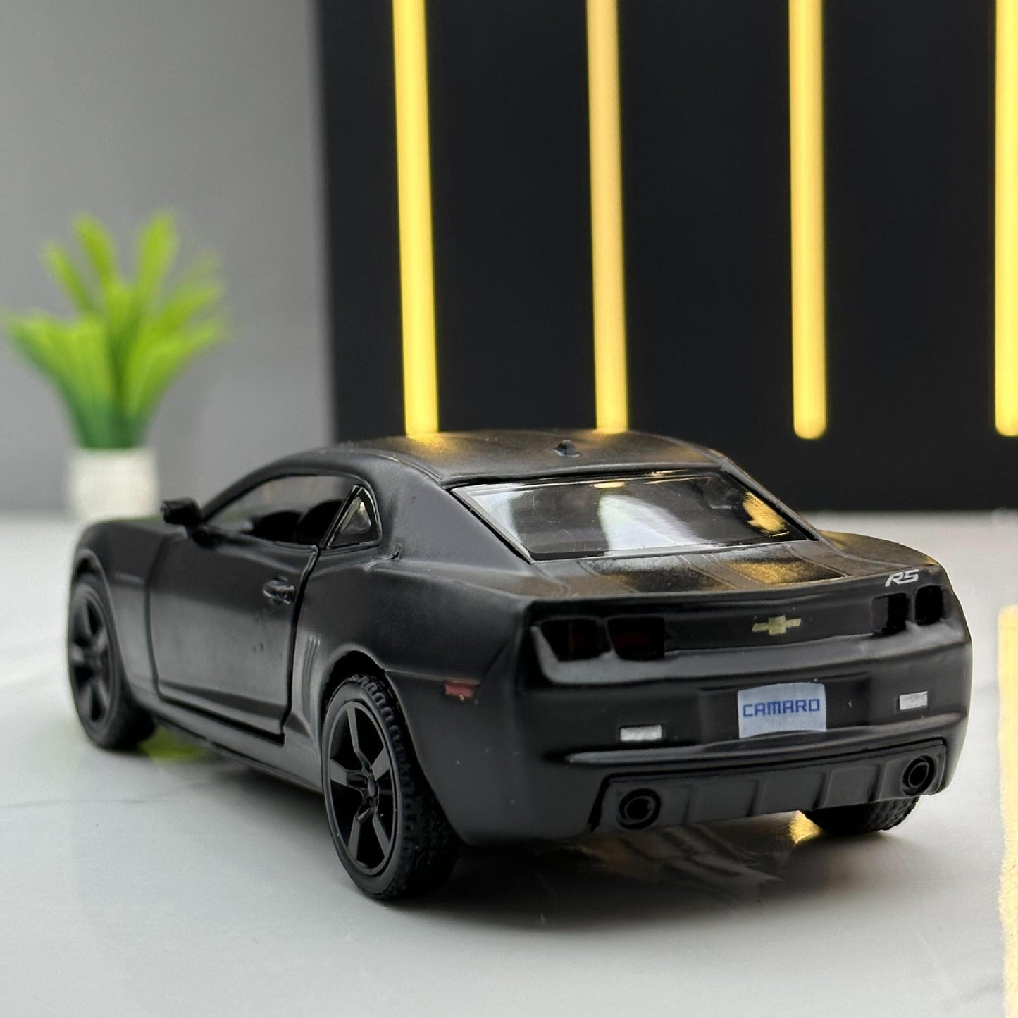 合金車模1:36 Chevrolet Camaro McLaren Bentley玩具跑車回力模型擺件