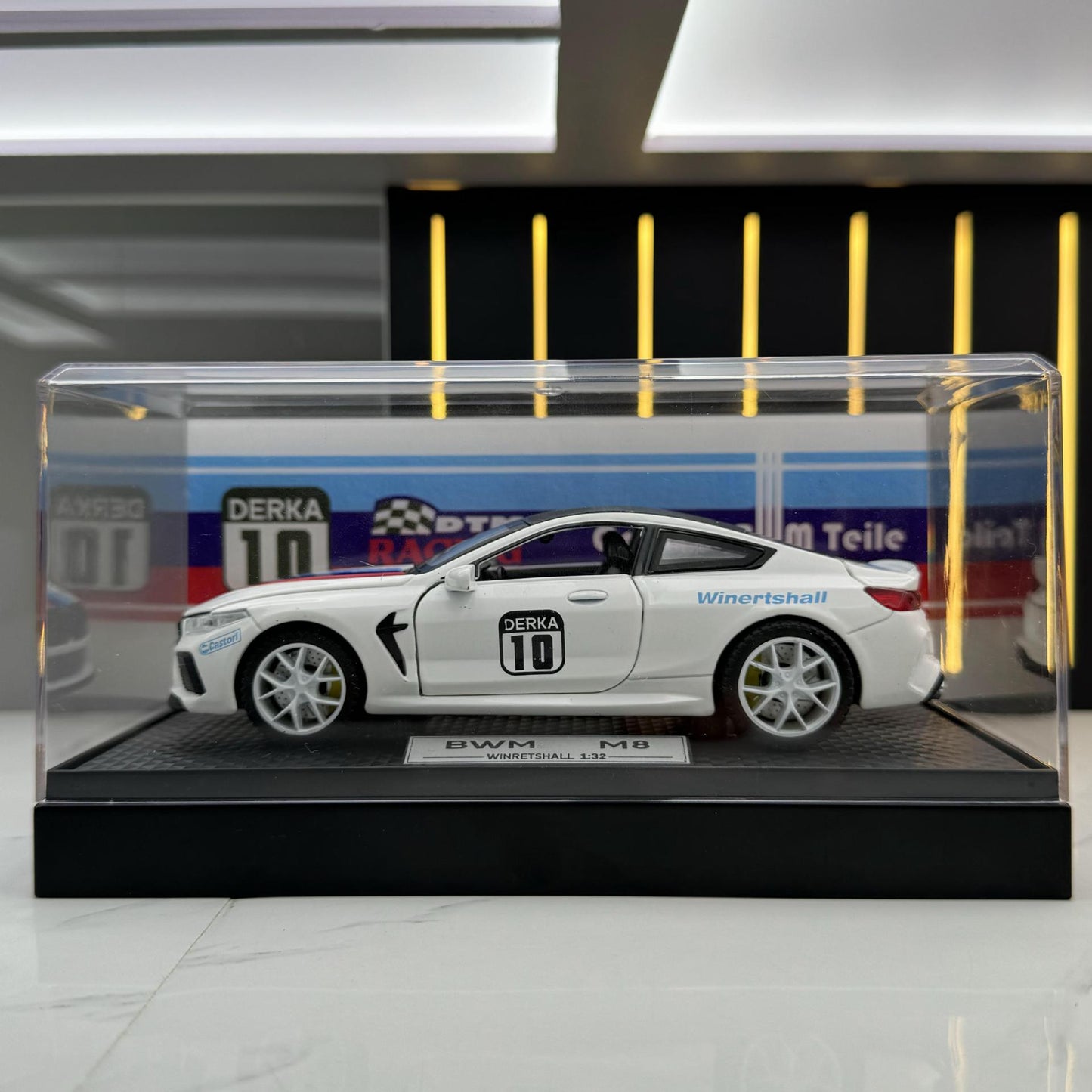 合金車模1:32 Bmw M8賽道跑車聲光回力玩具車音樂模型防塵罩