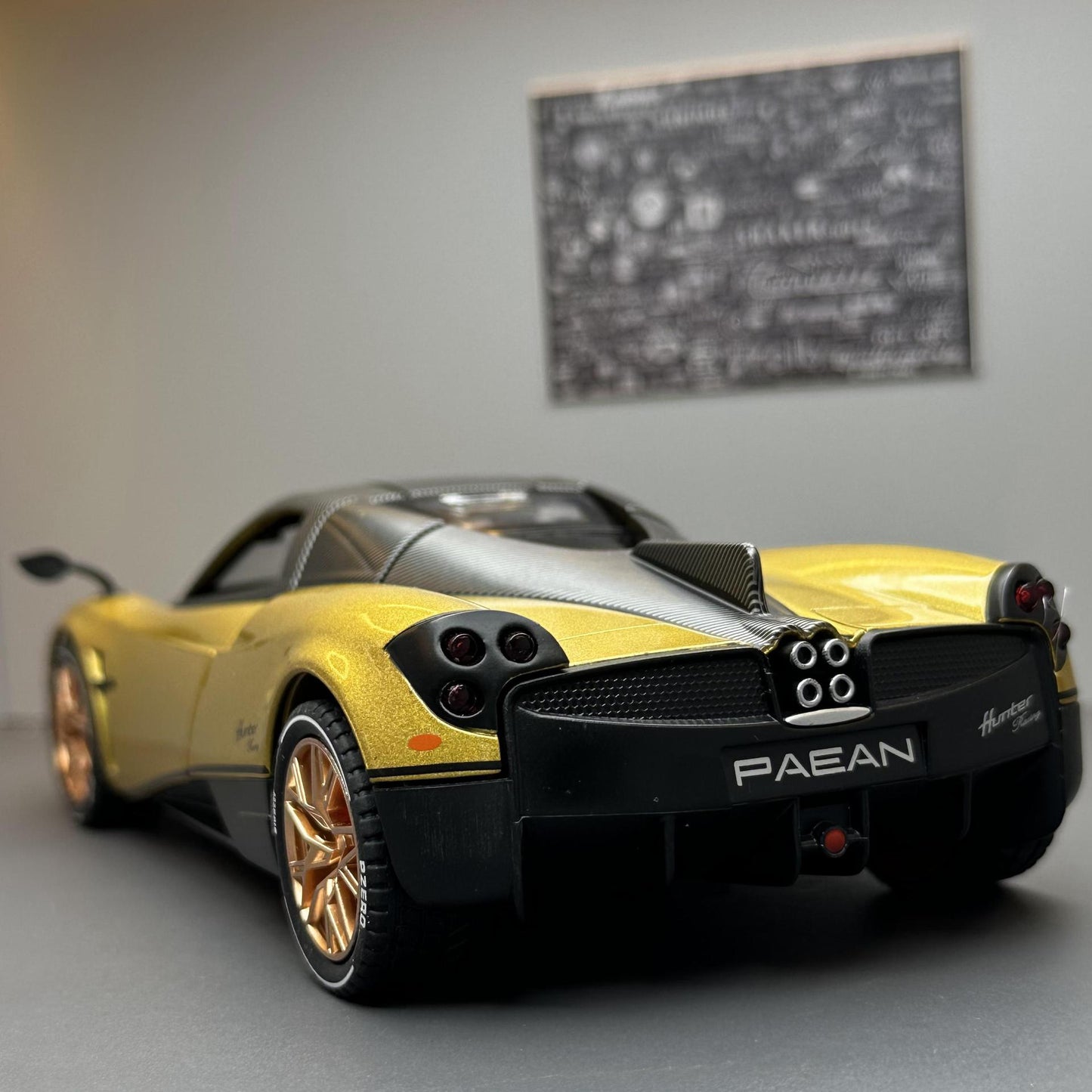 合金車模1:22 Pagani 中國龍跑車回力男玩具電池車音樂模型擺件