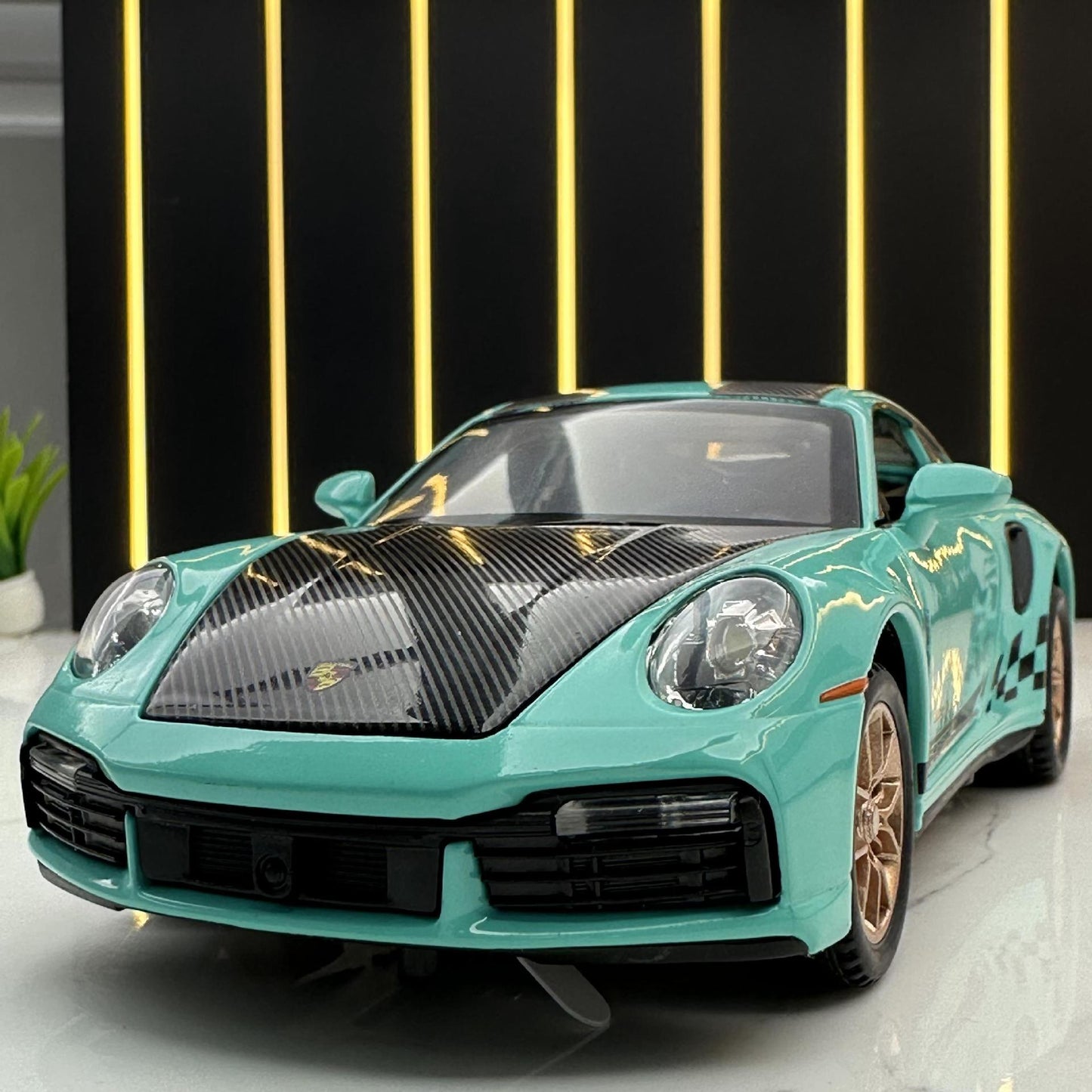合金車模1:32 Porsche 911 Turbo S特製版回力玩具車音樂模型擺件