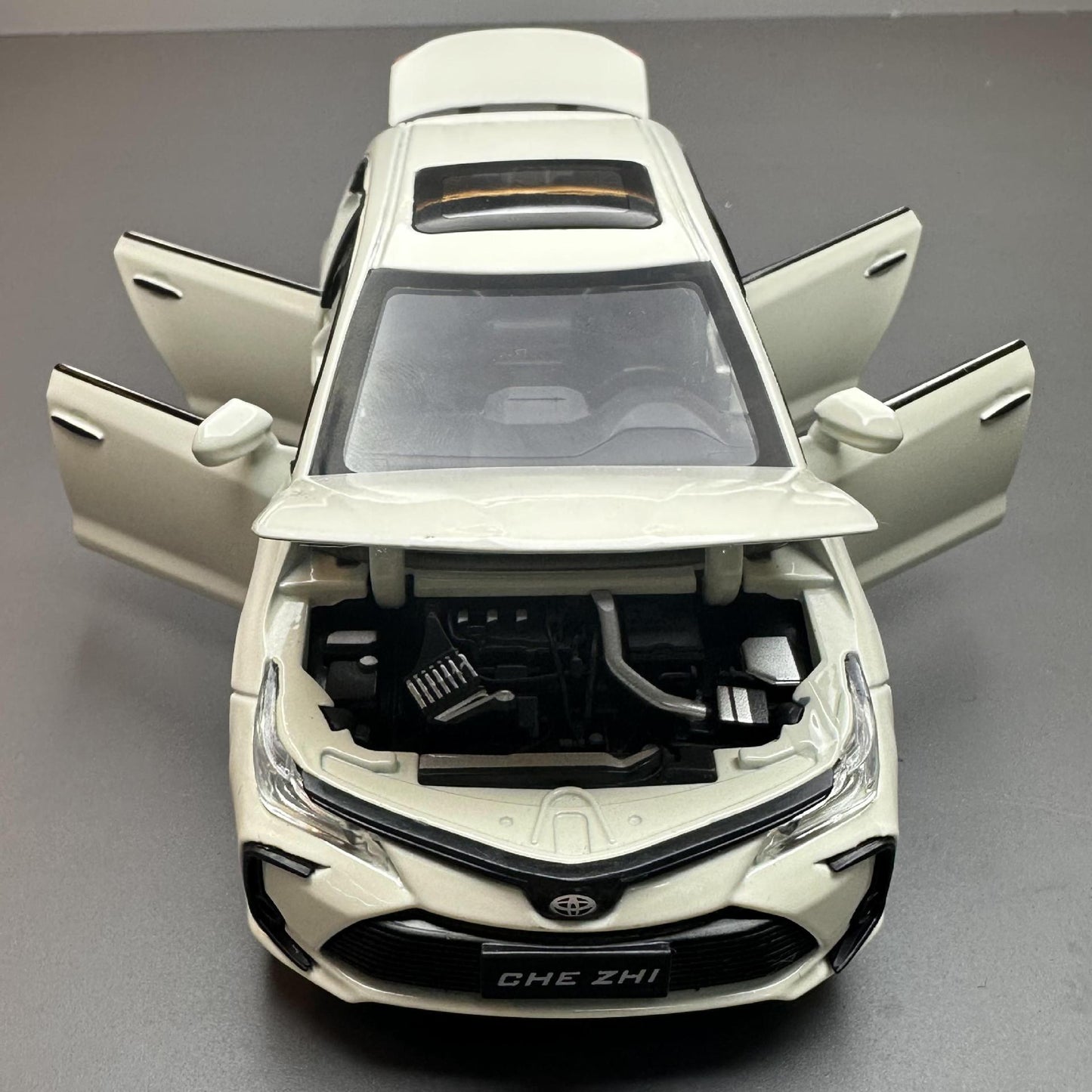 合金車模1：32 Toyota Corolla 聲光回力玩具汽車音樂模型擺件