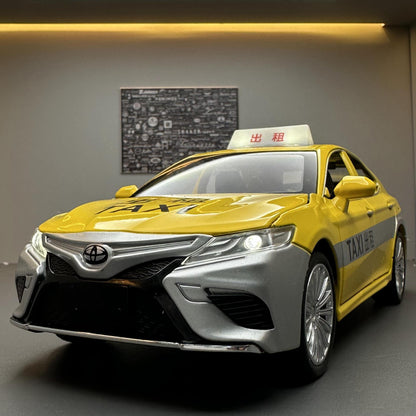 合金車模1：24 Camry 計程車帶聲光回力玩具車音樂模型擺件藏品