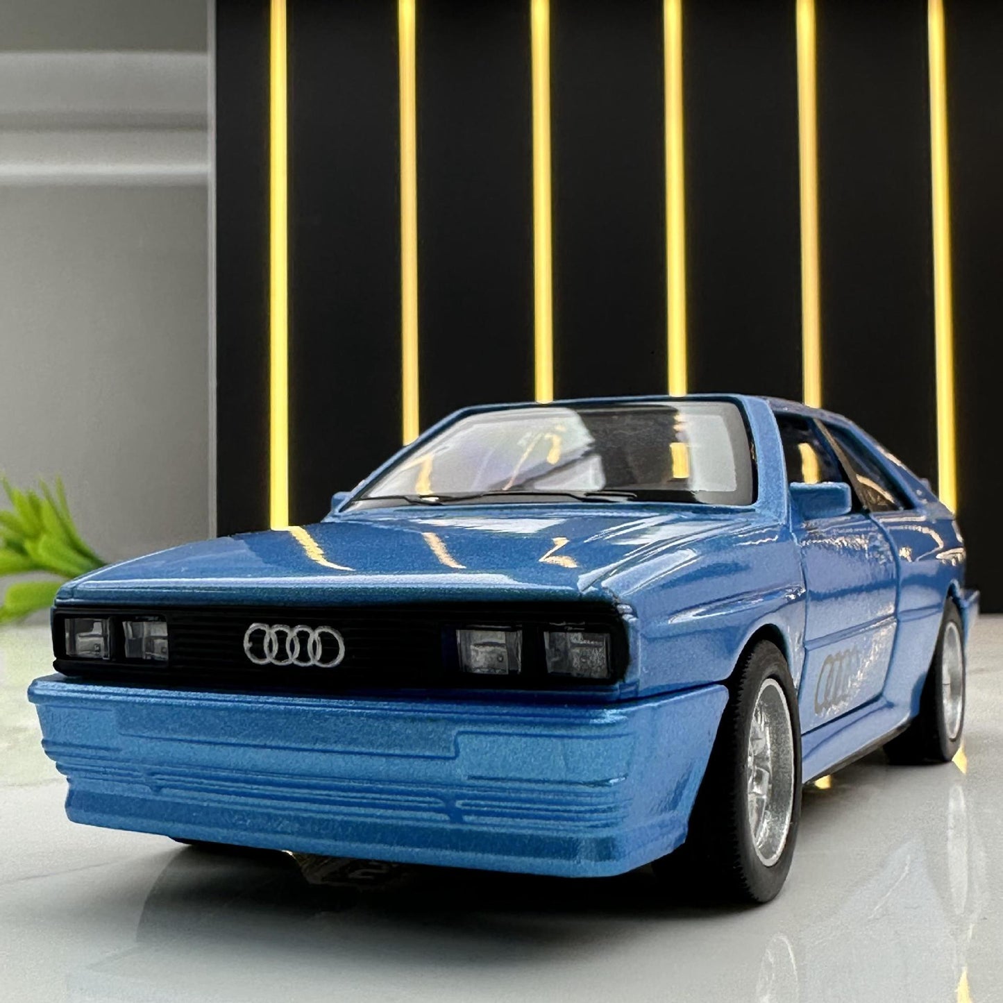 合金車模1：36 Audi 1980復古老爺車無聲光玩具車回力模型擺件